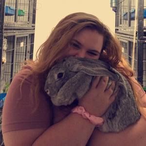 Meet your Posher, Megan